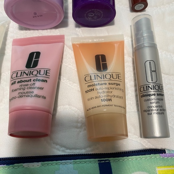 Clinique Big Bundle! - Picture 3 of 7